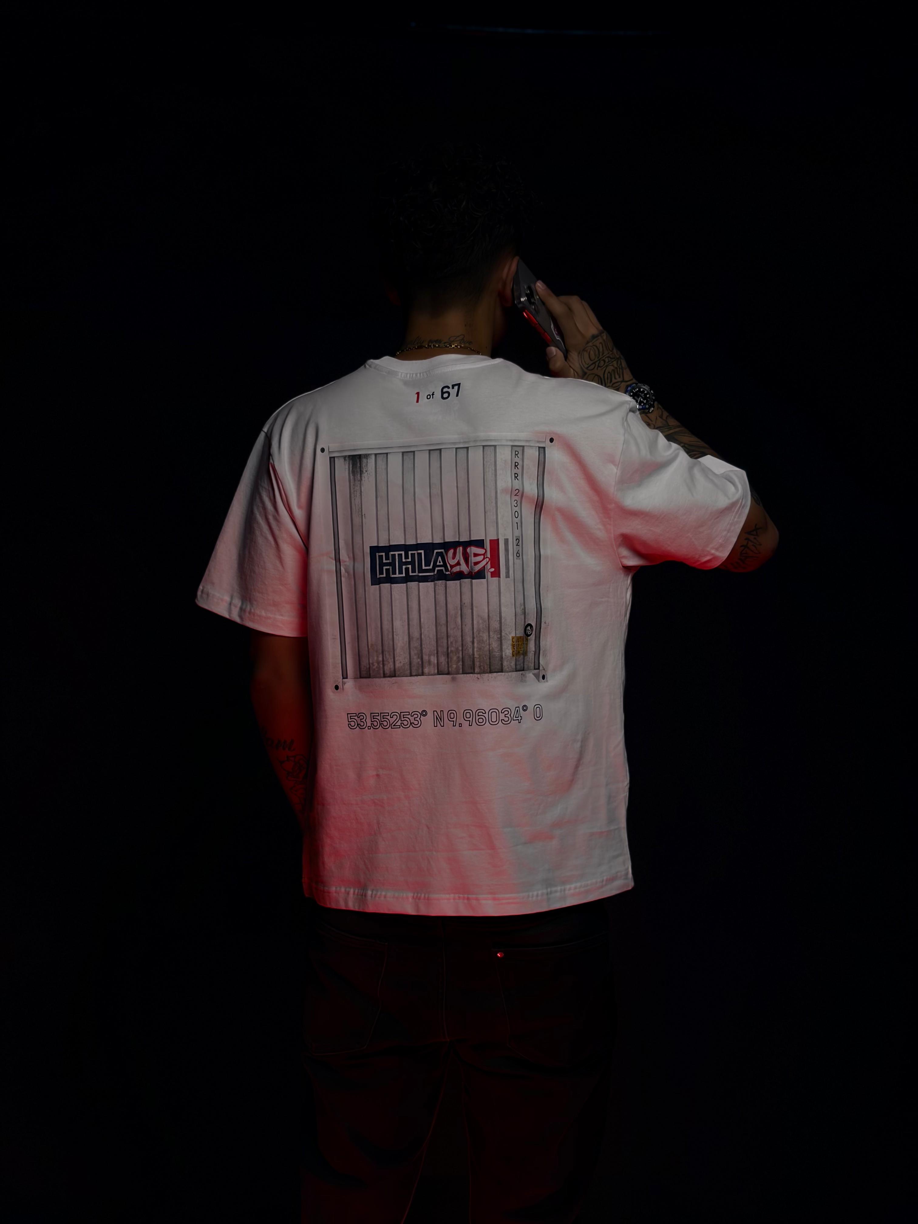 HHLA Detail — Telefon-Szene